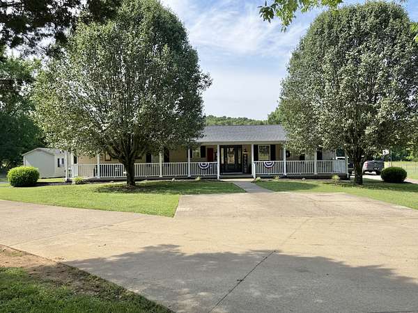 5.14 Acres of Land with Home for Sale in Milton, Tennessee