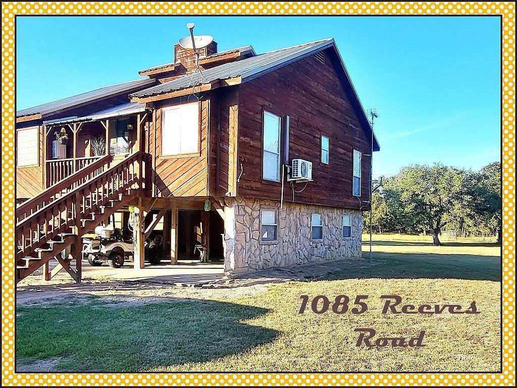 11.4 Acres of Improved Land for Sale in Garwood, Texas