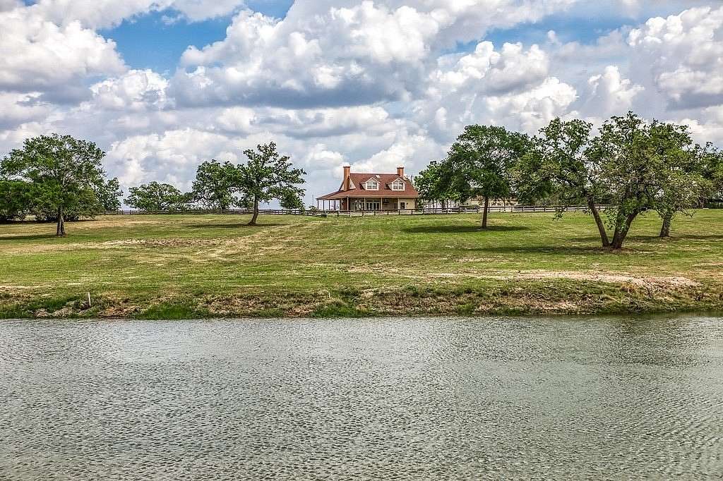 30 Acres of Recreational Land with Home for Sale in Carmine, Texas