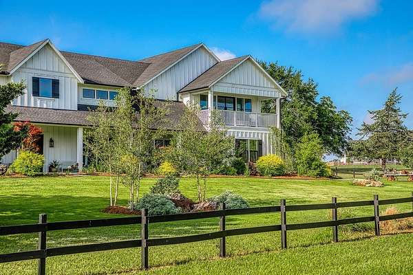3.15 Acres of Land with Home for Sale in Chappell Hill, Texas
