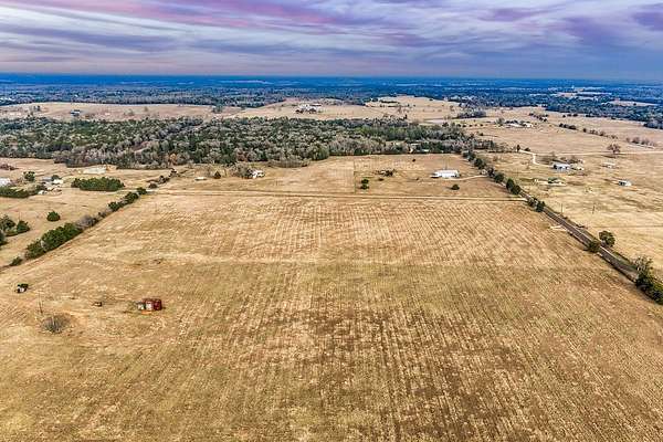 37 Acres of Land for Sale in Caldwell, Texas