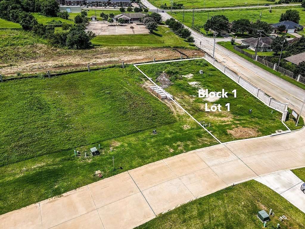 0.34 Acres of Residential Land for Sale in Brenham, Texas