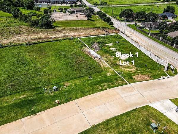 0.34 Acres of Residential Land for Sale in Brenham, Texas