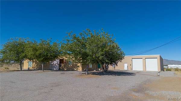 2.19 Acres of Land with Home for Sale in Golden Valley, Arizona