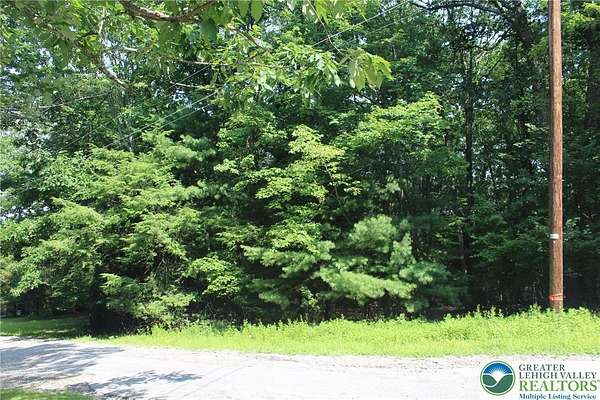 3.55 Acres of Residential Land for Sale in Kunkletown, Pennsylvania
