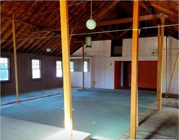 10 Acres of Commercial Land for Lease in Ulster Park, New York