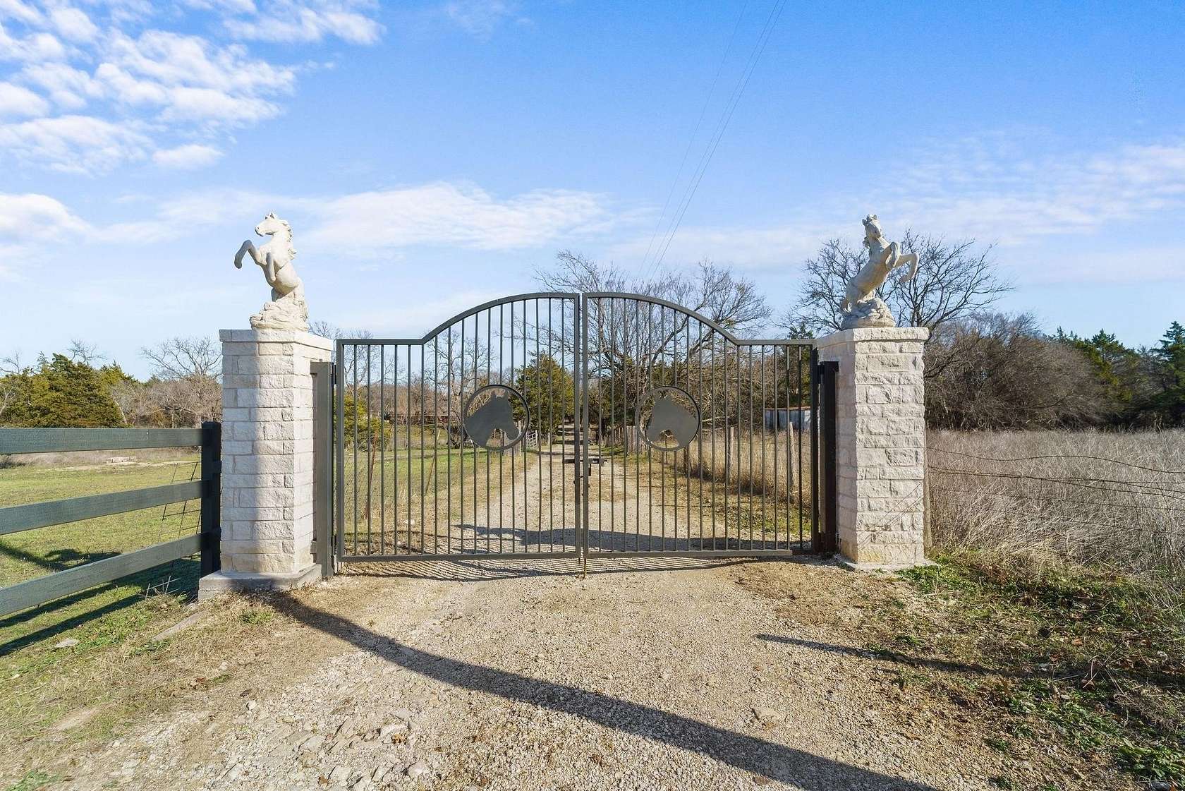 9.19 Acres of Land with Home for Sale in Cedar Hill, Texas