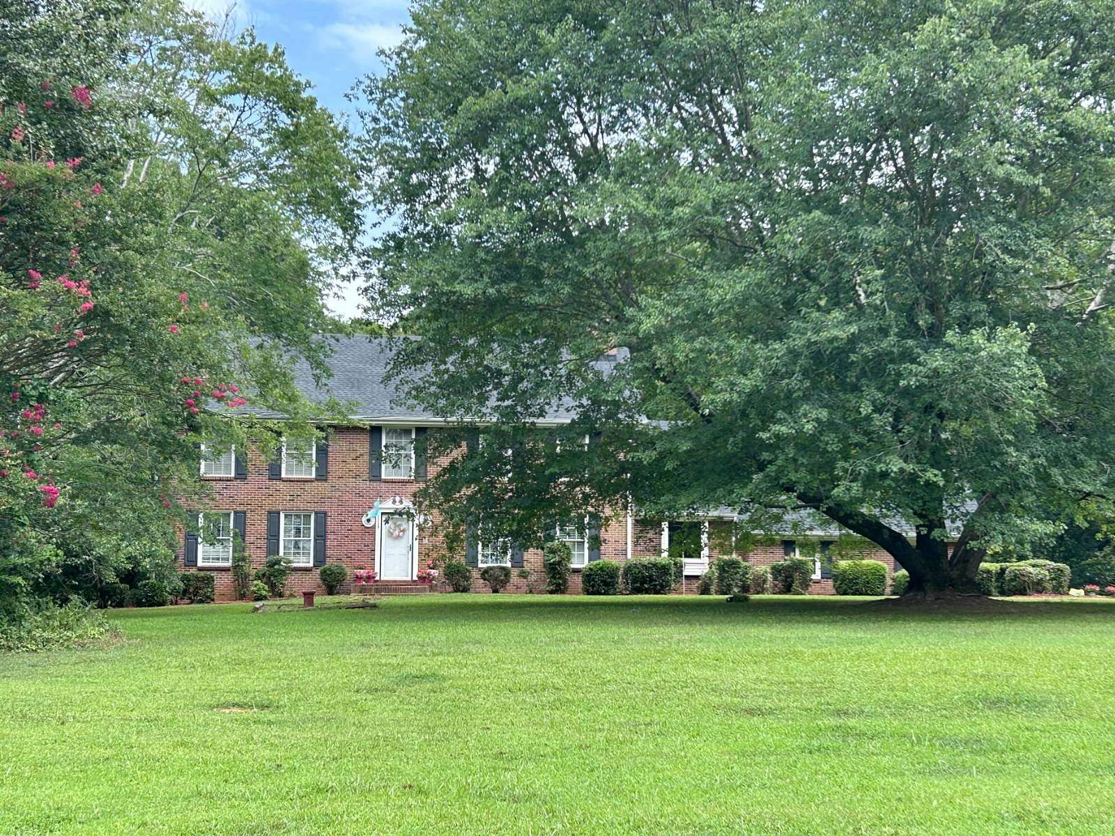10.9 Acres of Land with Home for Sale in Florence, Alabama