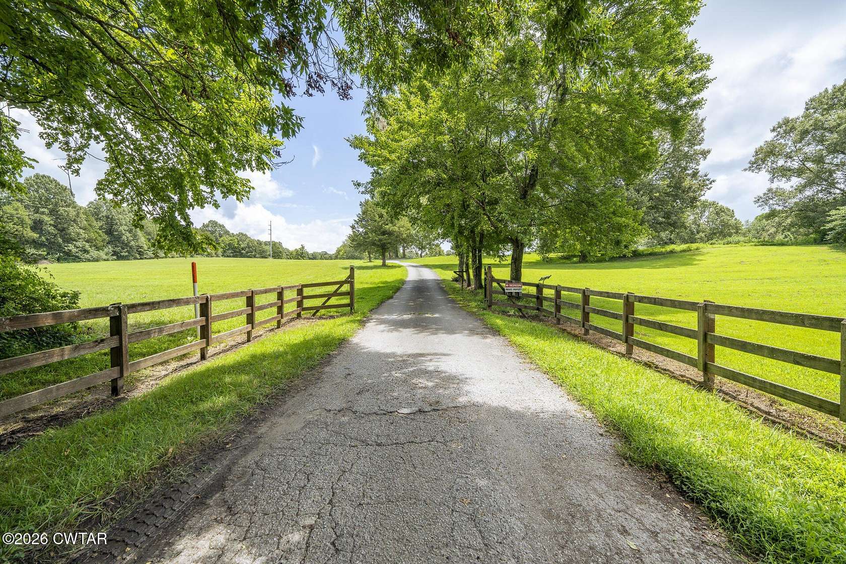 83.4 Acres of Land with Home for Sale in Trenton, Tennessee