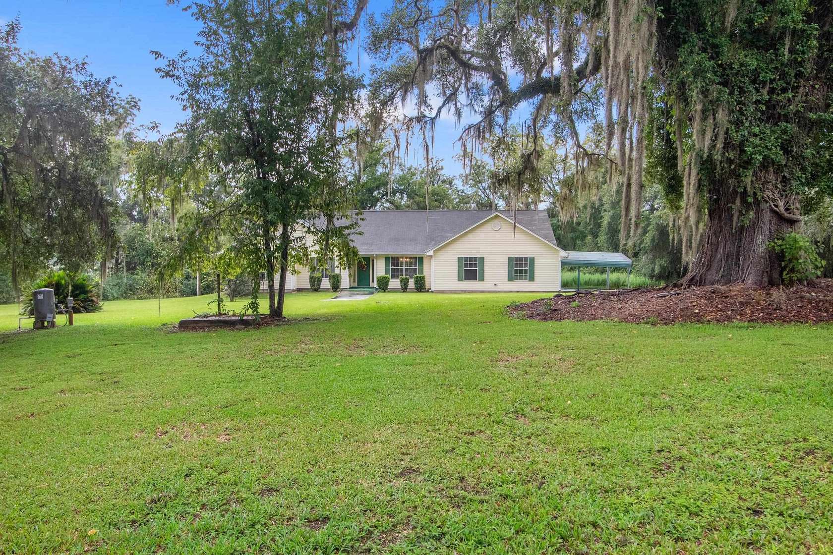 2.75 Acres of Land with Home for Sale in Greenville, Florida