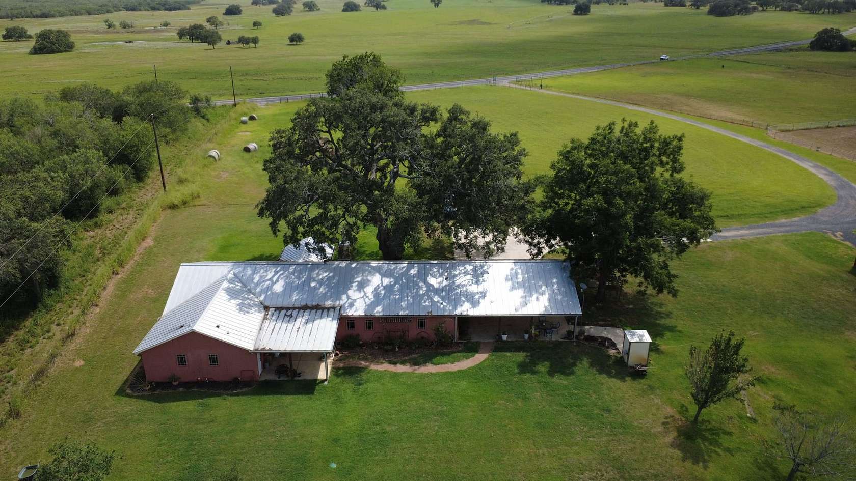 168 Acres of Land with Home for Sale in Floresville, Texas