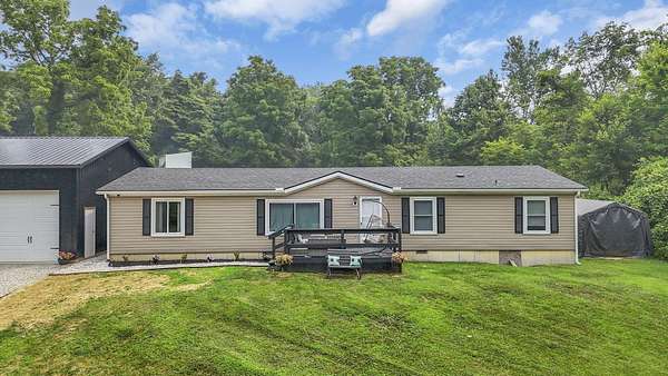 5.1 Acres of Land with Home for Sale in Somerset, Ohio
