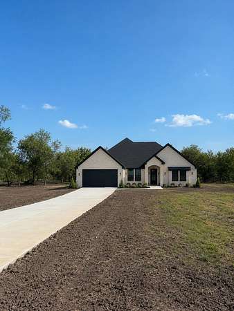 2.59 Acres of Land with Home for Sale in Corsicana, Texas