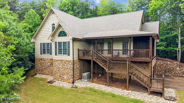 1.66 Acres of Land with Home for Sale in Maryville, Tennessee