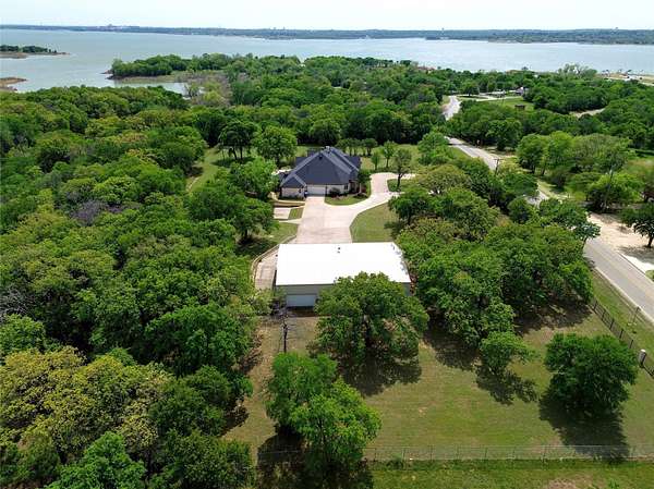 4.2 Acres of Land with Home for Sale in Flower Mound, Texas