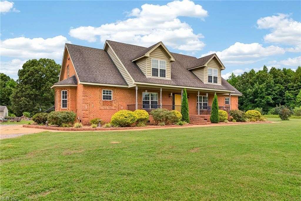 28 Acres of Agricultural Land with Home for Sale in Suffolk, Virginia