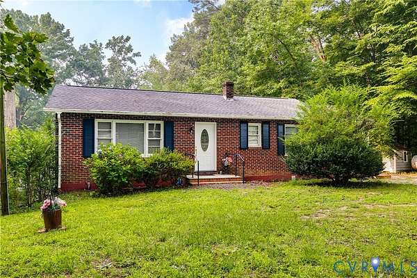2.3 Acres of Land with Home for Sale in Mechanicsville, Virginia