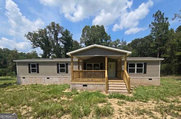 2.16 Acres of Land with Home for Sale in Millen, Georgia