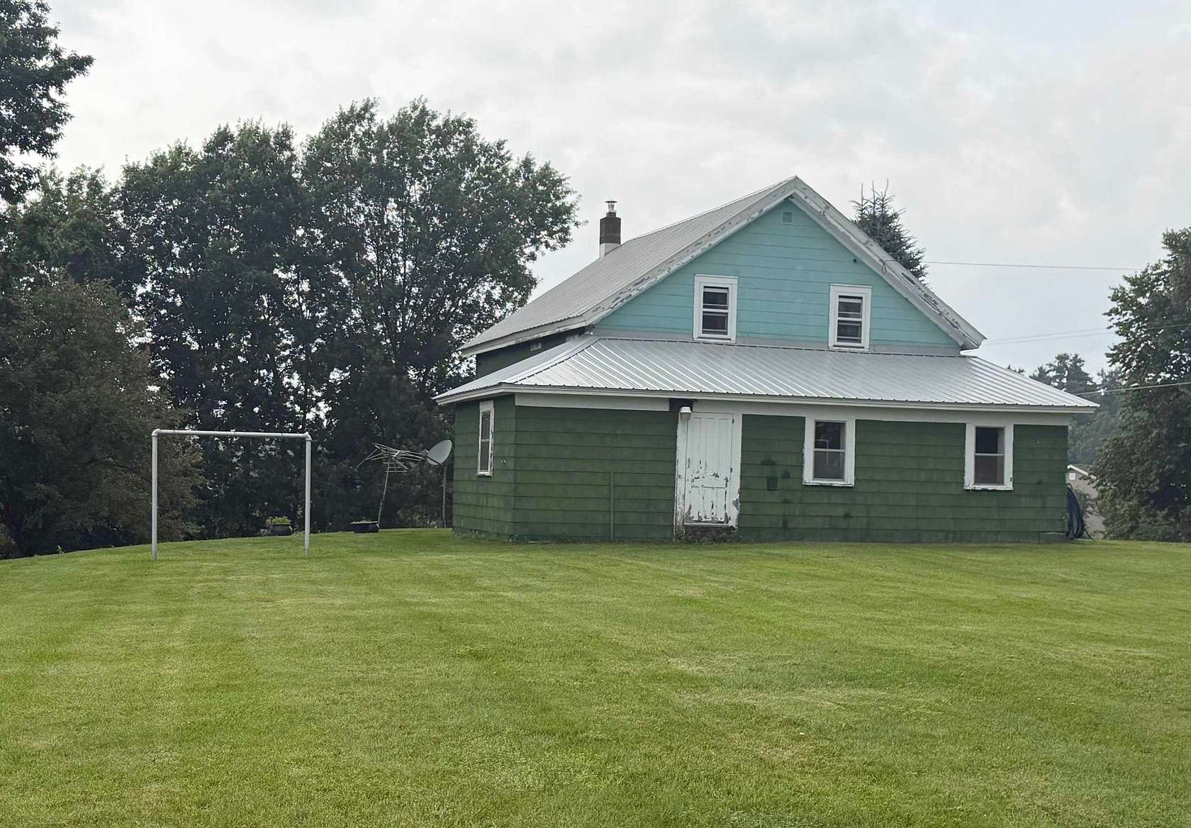 2.7 Acres of Land with Home for Sale in Ogdensburg, New York