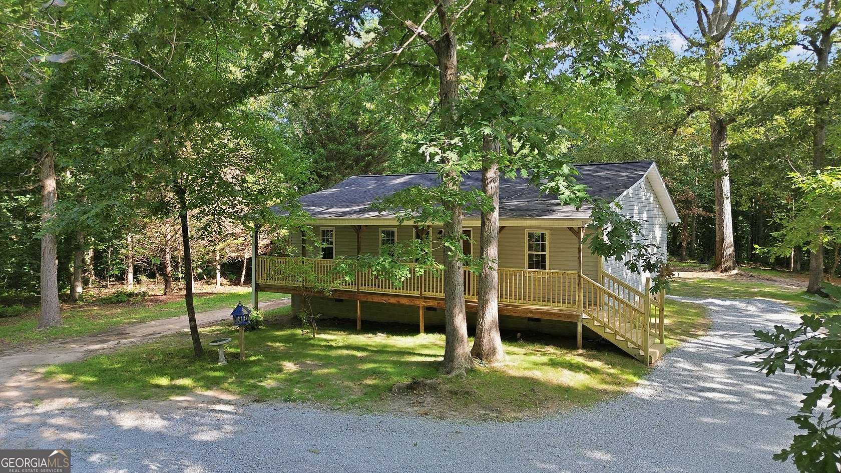 3.23 Acres of Land with Home for Sale in Carnesville, Georgia