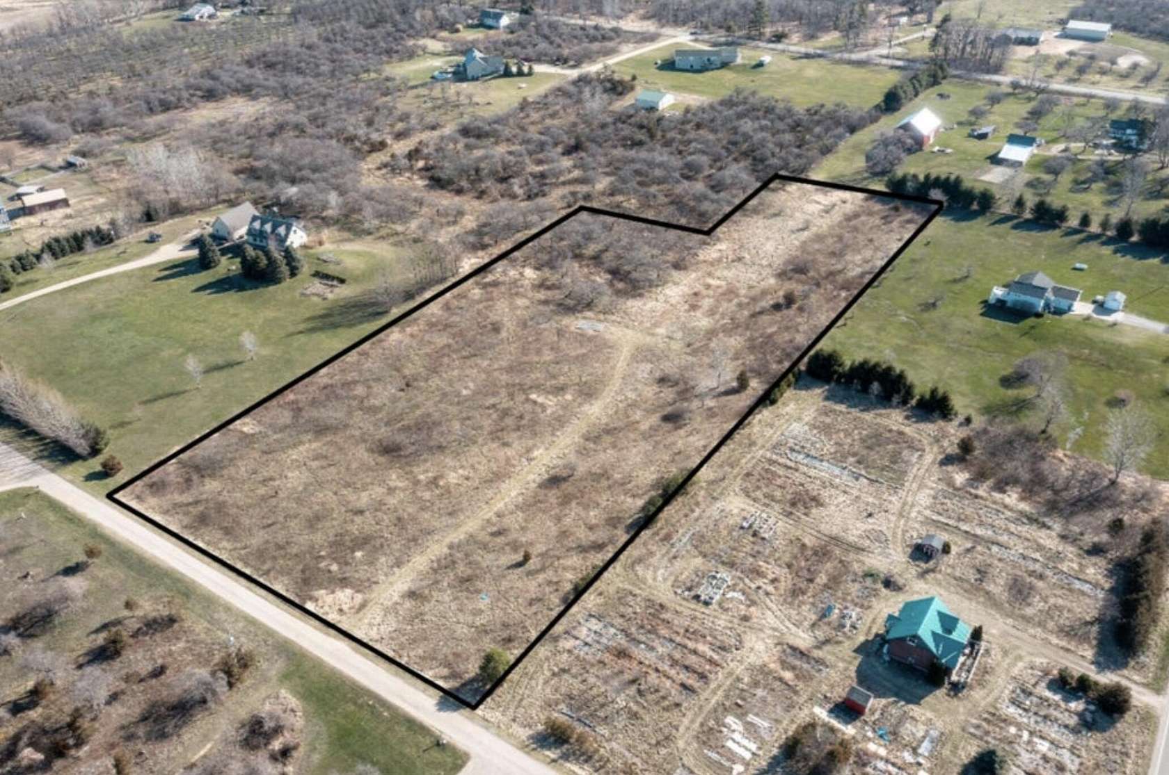 5 Acres of Residential Land for Sale in Fennville, Michigan