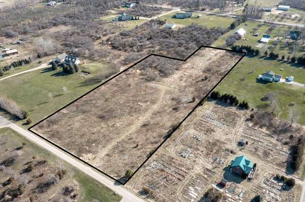 5 Acres of Residential Land for Sale in Fennville, Michigan