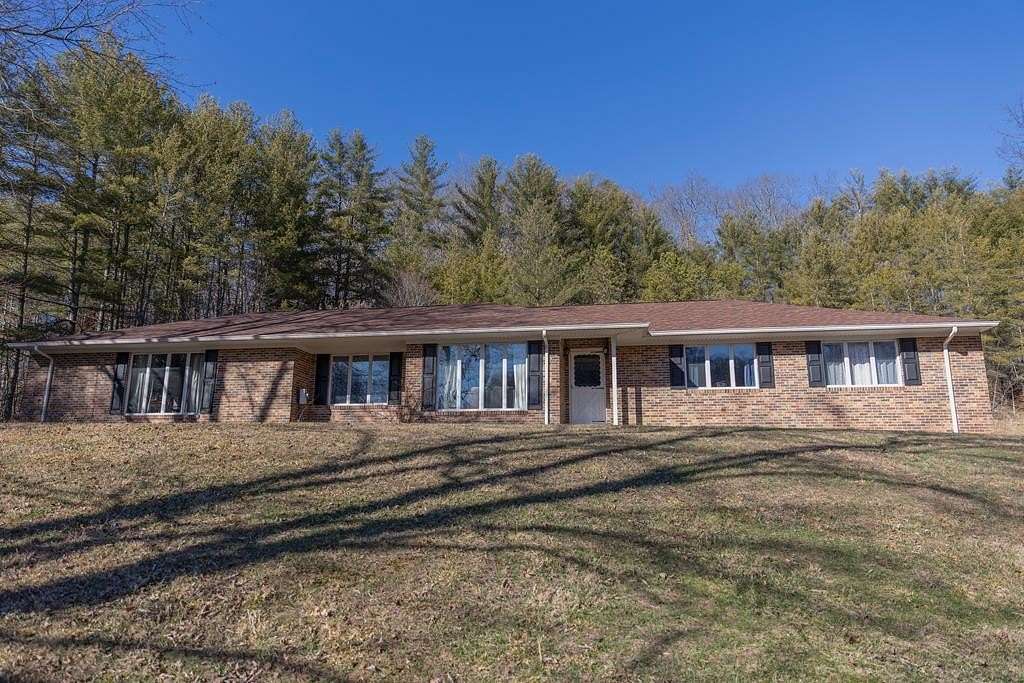 4.13 Acres of Land with Home for Sale in Cedar Bluff, Virginia