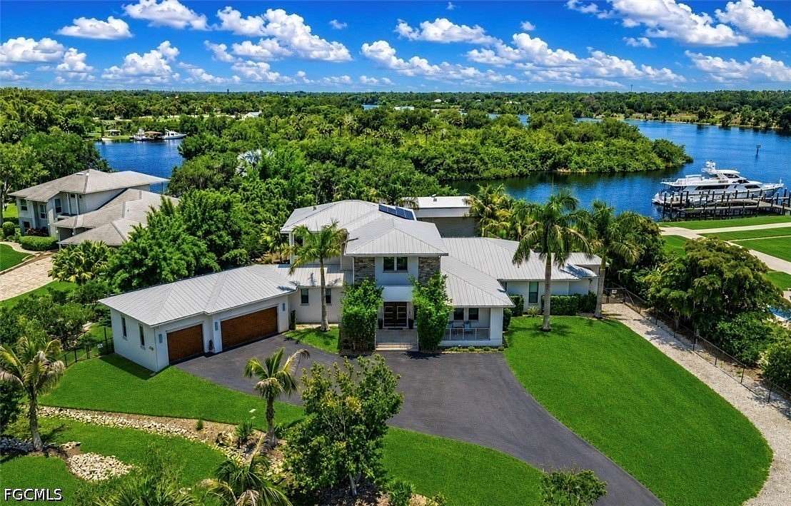 2 Acres of Land with Home for Sale in Alva, Florida