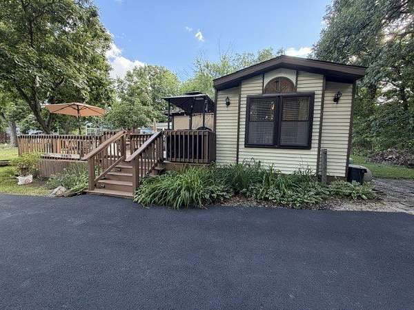 Residential Land for Sale in Seneca, Illinois
