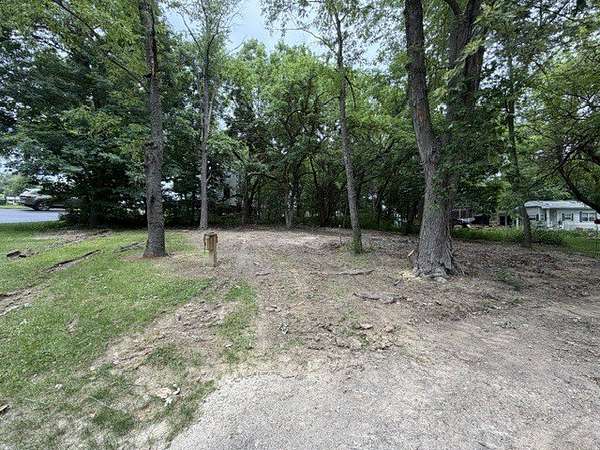 Residential Land for Sale in Seneca, Illinois