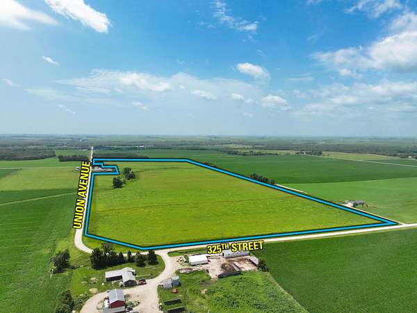 98 Acres of Land for Sale in Coggon, Iowa