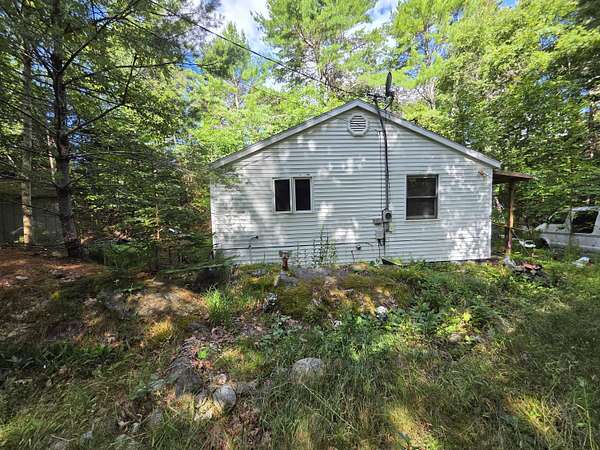 1.5 Acres of Land with Home for Sale in Boothbay Harbor, Maine