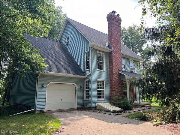 21.3 Acres of Land with Home for Sale in Grafton, Ohio