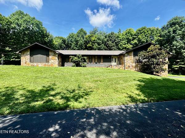 3.76 Acres of Land with Home for Auction in Knoxville, Tennessee