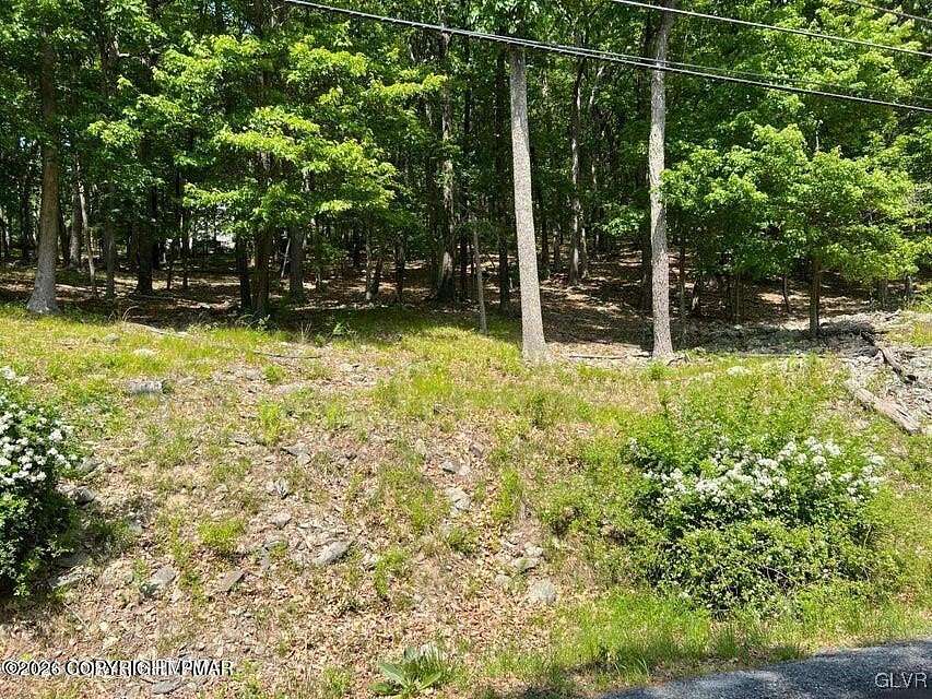 0.48 Acres of Residential Land for Sale in Bushkill, Pennsylvania