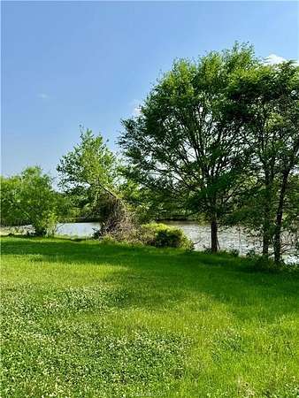18.8 Acres of Land for Sale in College Station, Texas