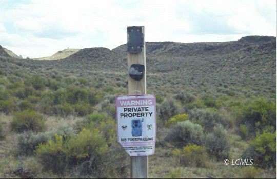 400 Acres of Land for Sale in Valley Falls, Oregon