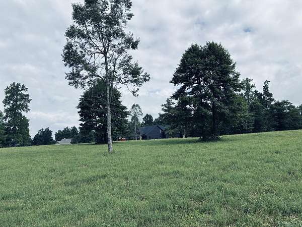 1.24 Acres of Residential Land for Sale in Jasper, Tennessee