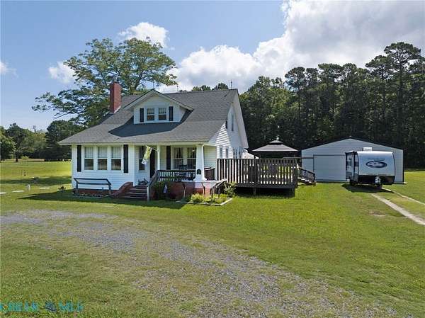9 Acres of Land with Home for Sale in Mathews, Virginia