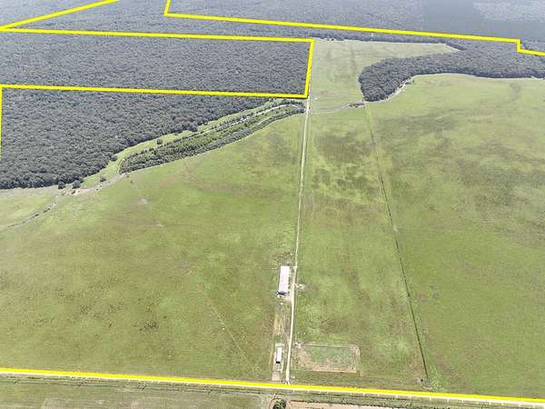 1,290 Acres of Land for Sale in Sour Lake, Texas