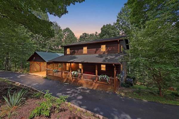 4 Acres of Land with Home for Sale in Blue Ridge, Georgia