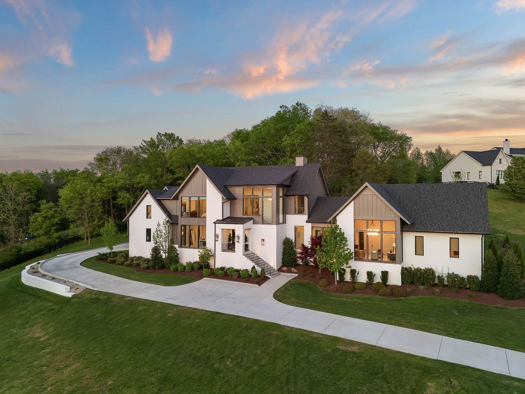 2.85 Acres of Land with Home for Sale in Franklin, Tennessee