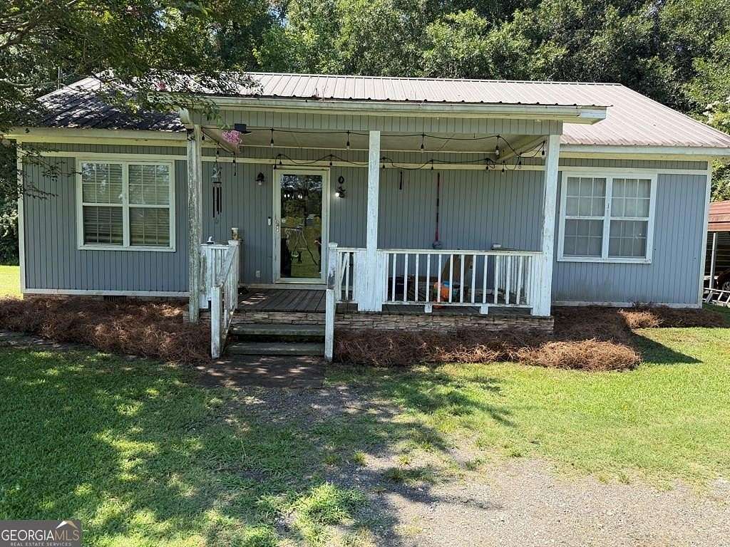 3.84 Acres of Land with Home for Sale in Wrightsville, Georgia
