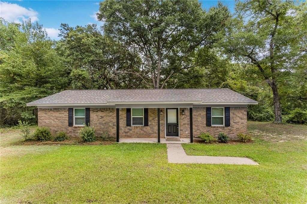 1.5 Acres of Land with Home for Sale in Saraland, Alabama