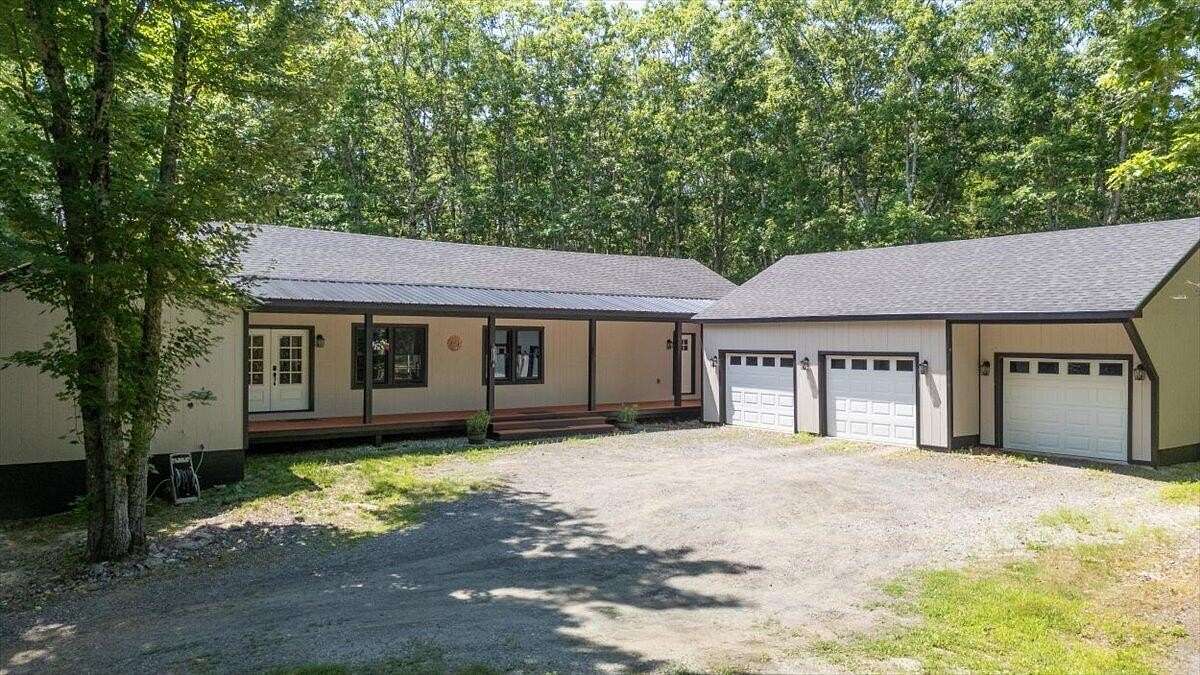 6.1 Acres of Land with Home for Sale in Rockport, Maine