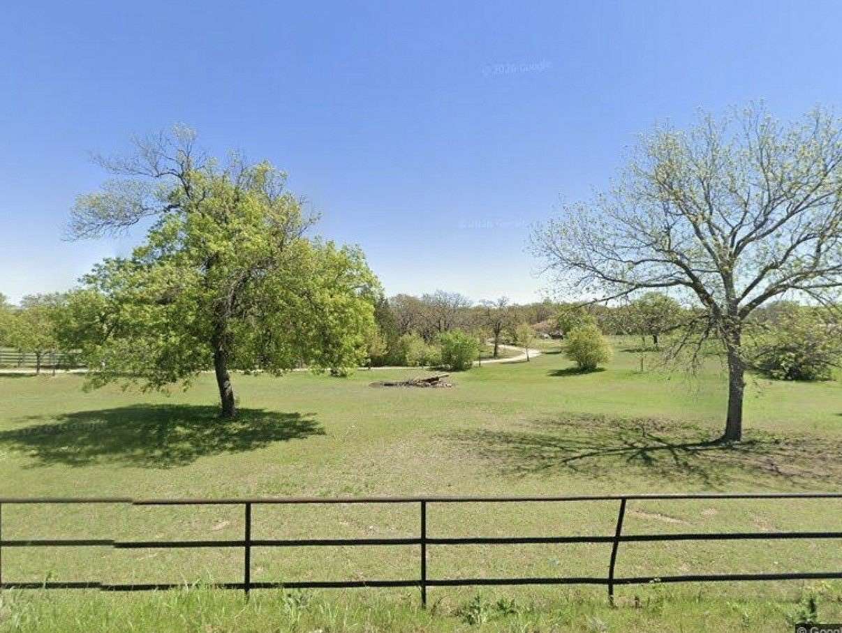17 Acres of Land with Home for Sale in Weatherford, Texas