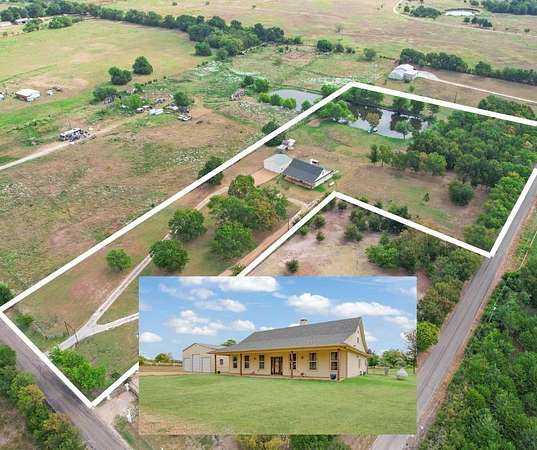 5.23 Acres of Land with Home for Sale in Blue Ridge, Texas