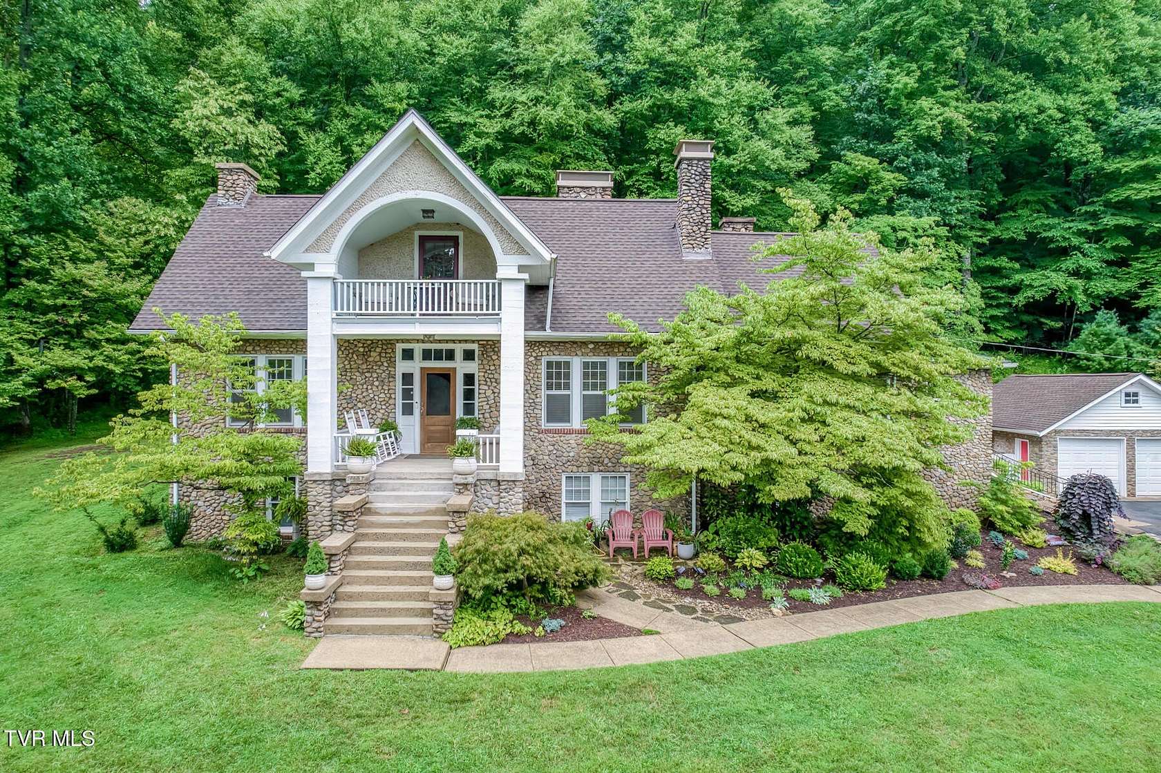 14.7 Acres of Land with Home for Sale in Erwin, Tennessee