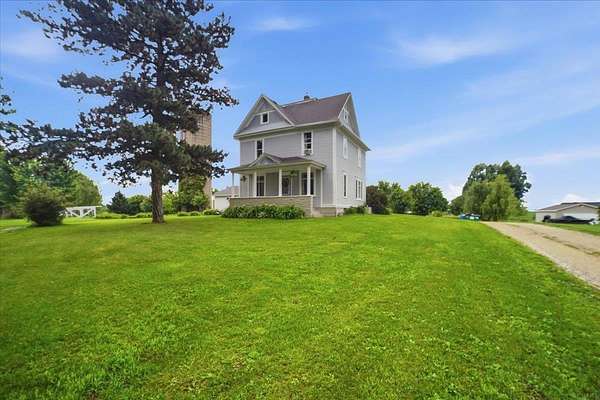 2.24 Acres of Land with Home for Sale in Waverly, Iowa