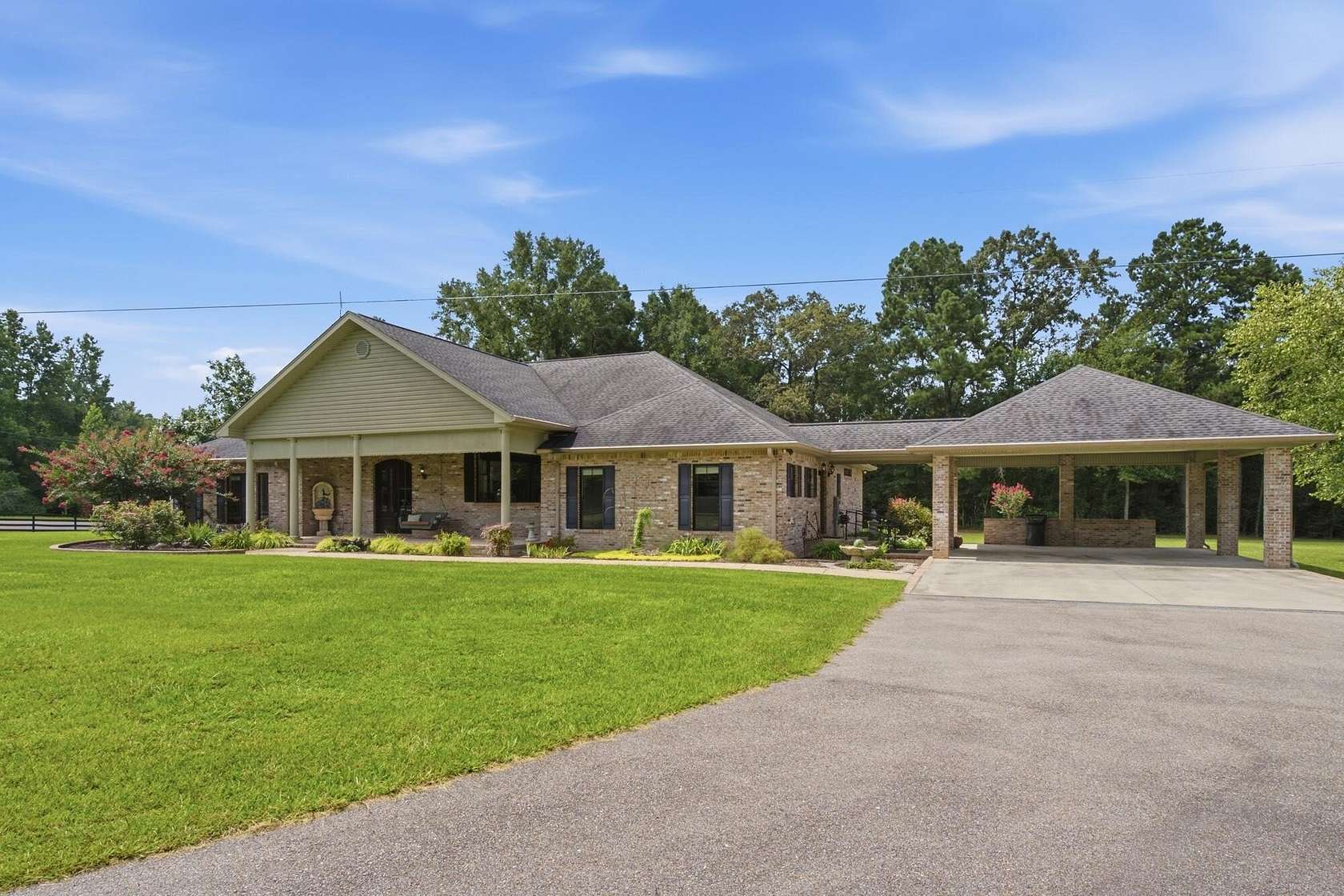 9.6 Acres of Land with Home for Sale in Sumrall, Mississippi